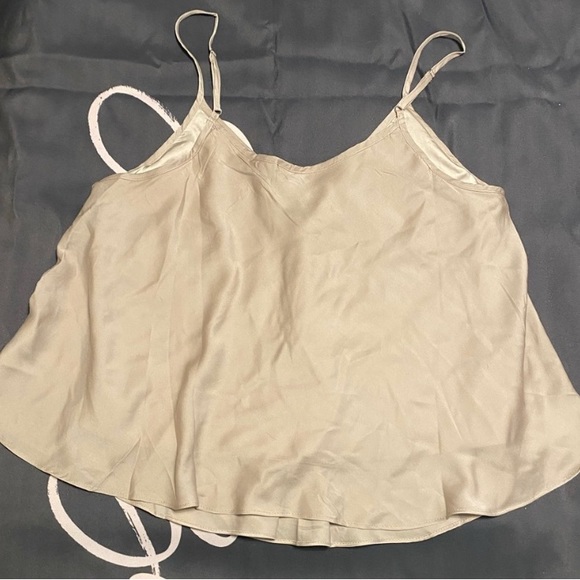 Mod Ref Neutral Tank NWT Beige Medium - Picture 4 of 6